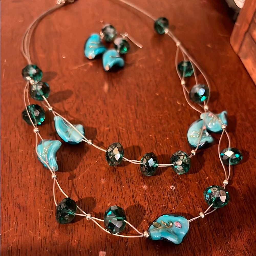 Turquoise Coastal Caribbean Beaded Wire Necklace and Earrings